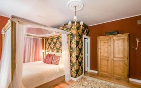 Luxa Charm House By Lovelystay